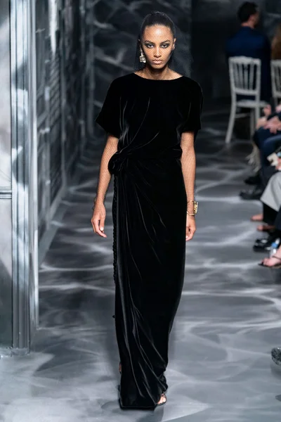 Look 63